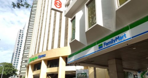 familymart-kl-outside