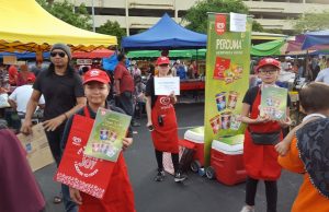 Ramadan 2016: Wall’s mingles with the crowds at Ramadan bazaars
