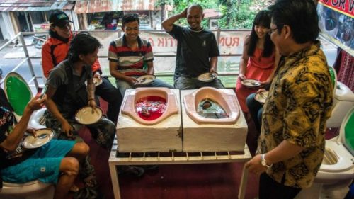 New loo-theme restaurant in Indonesia. Image from BBC.co.uk