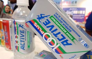 100Plus Active sachets showcased