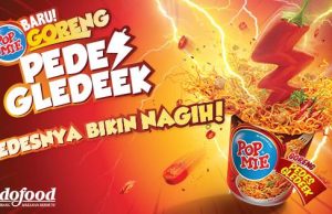 Super spicy Pop Mie Goreng Pedes Gledeek takes celebrities for a ride