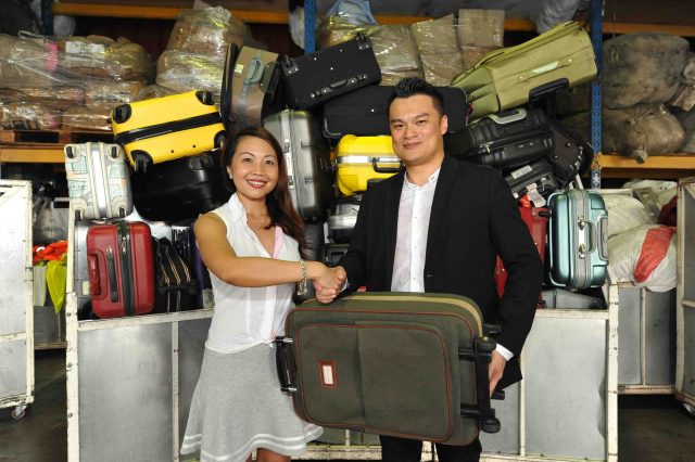 (L-R) Nik Suzila Nik Hassan, the Co-Founder of Kloth Cares and Ambert Khoo, Country Head of Samsonite (Malaysia) Sdn. Bhd copy