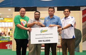 Giant Shares the Blessing of Ramadan with the Community Through its ‘Berkat Dikongsi Bulan Mulia’ CSR Program