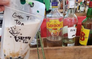 Tipsy Tea offers the first alcoholic milk tea in the Philippines
