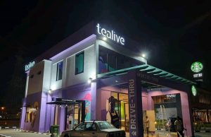 Tealive showcases world’s first independent milk tea drive through store