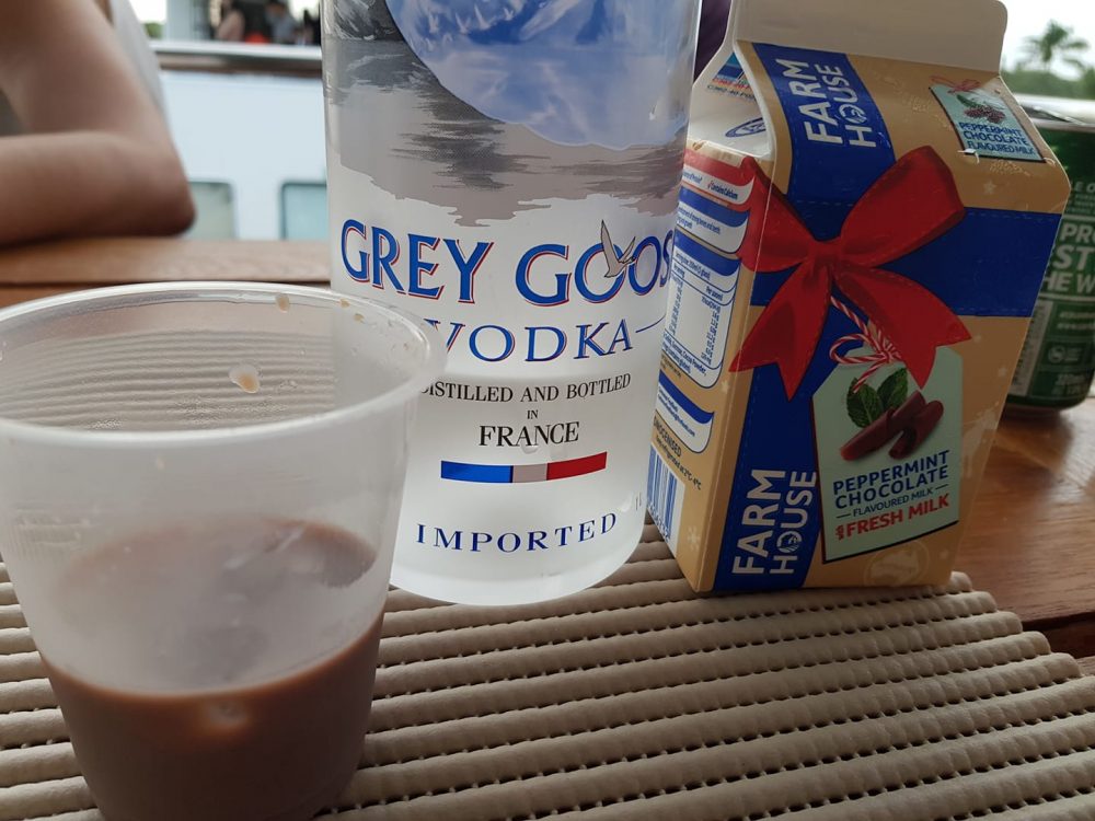 Vodkainfused F&N Farmhouse Peppermint Chocolate Flavoured Milk tastes