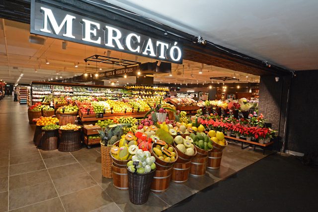 1. Step into the vibrant aisles of Mercato Gurney Plaza and enjoy the freshest produce for your everyday grocery needs.