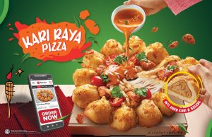 Pizza Hut Malaysia festive Kari Raya Pizza is full of curry and potato