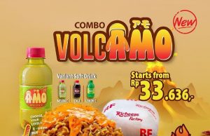 Richesse Factory Volcamo Ramen Chicken is the first chicken coated with ramen