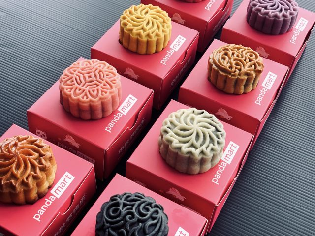 pandamart mooncake small