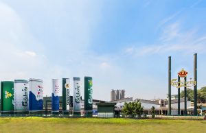 Carlsberg Malaysia Celebrates Probably the Most Memorable 175th Birthday with Group CEO Cees ‘t Hart