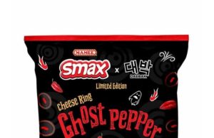 Smax Cheese Ring Ghost Pepper Daebak limited edition offers a cheezy spicy madness eating experience