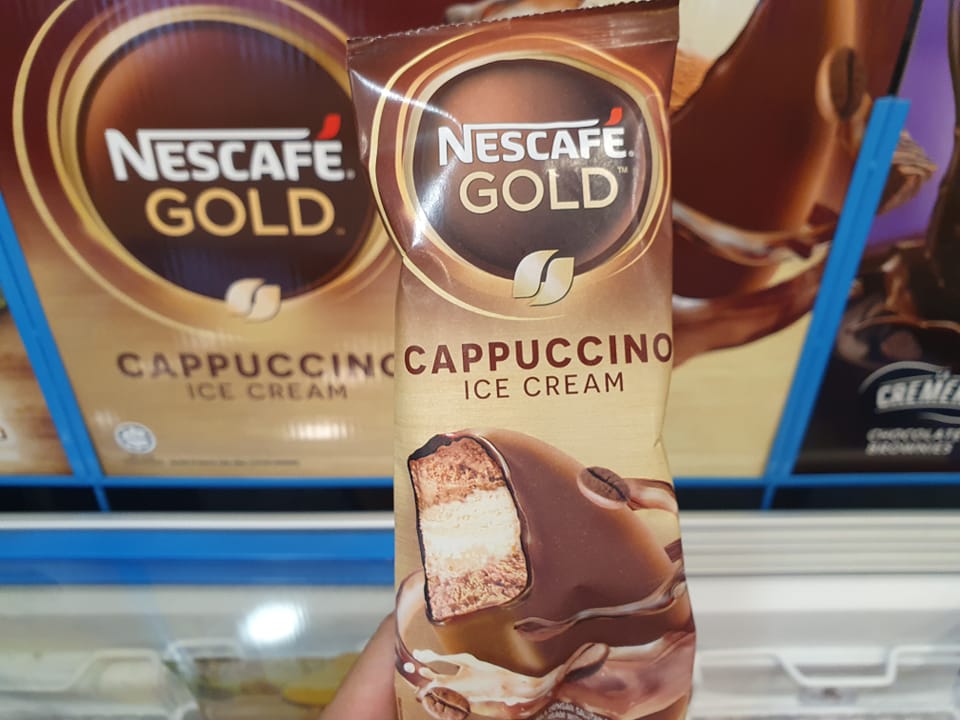 Ice gold. Nescafe Gold 10гр. Ice Gold мороженое. Нескафе Голд капучино. Нескафе Голд 400 гр.