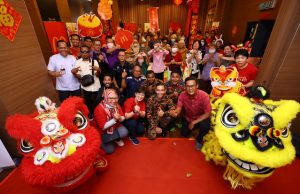 McDonald’s Malaysia Brings Chinese New Year Cheer to Old Folks to usher in Year of the Rabbit