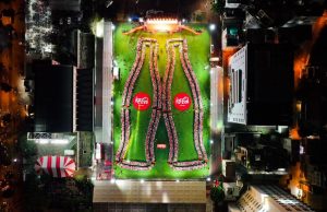 Coca-Cola Vietnam sets record of Vietnamese Tet table with the most participants