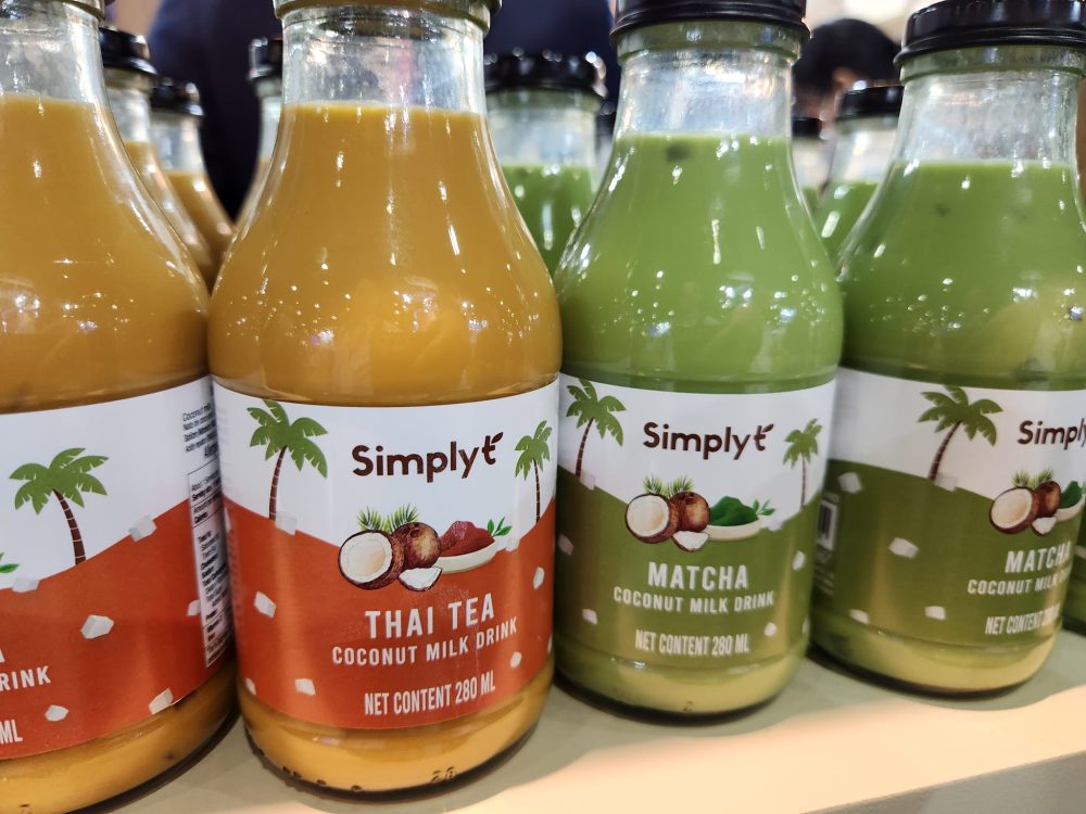 Tofusan offers SimplyT coconut milk drinks at Thaifex 2023 Mini Me