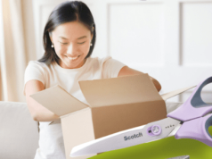 The all-new innovative Scotch™ Unboxing Scissors from 3M for an exceptional unboxing and cutting experience