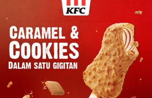 New La Cremeria Cookie Crumble features crushed cookies and caramel sauce