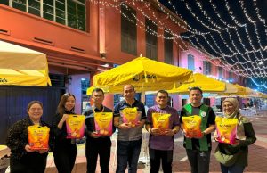 Julie’s Paints Melaka Yellow at Popular Tourist Hotspots