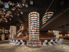 It’s Big. It Never Sleeps. It’s the Best Bookstore in the World