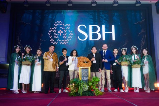 01_The world's first Certified Stingless Bee Honey (SBH) was officially launched_5 (1) (1)