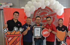 Marrybrown Sets Malaysia Book of Records with 48,866 Fried Chicken Pieces Sold in a Day