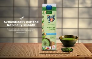 Enjoy the authentic taste of green tea and naturally smooth soya milk with every glass of plant-based matcha latte